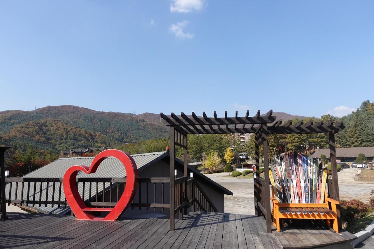 Bears Town Hotel Pocheon Eksteriør billede