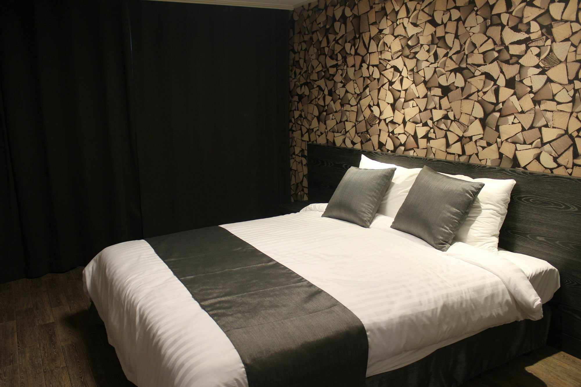 Bears Town Hotel Pocheon Eksteriør billede